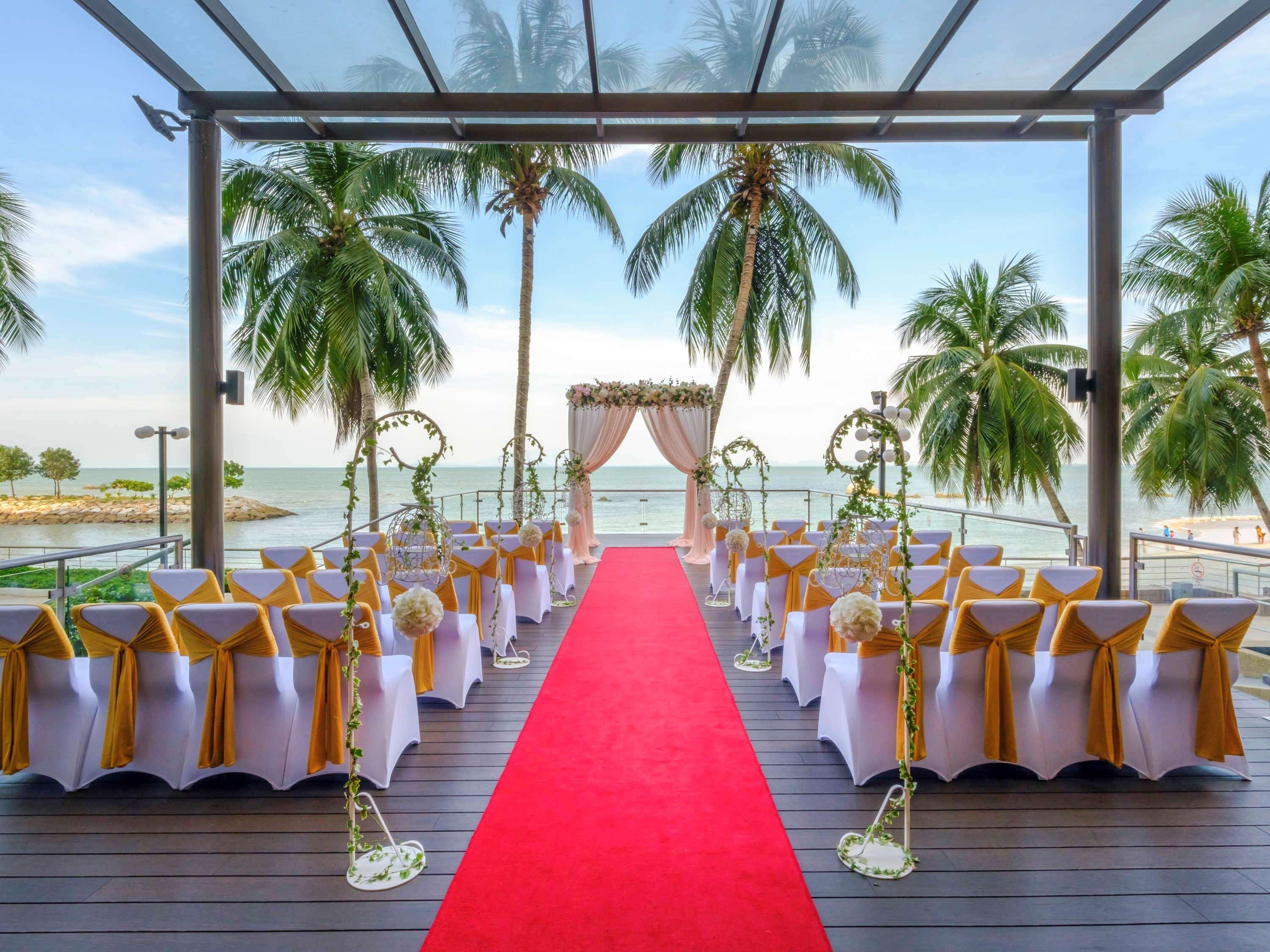Mercure Penang Beach Tanjung Bungah  Exterior foto