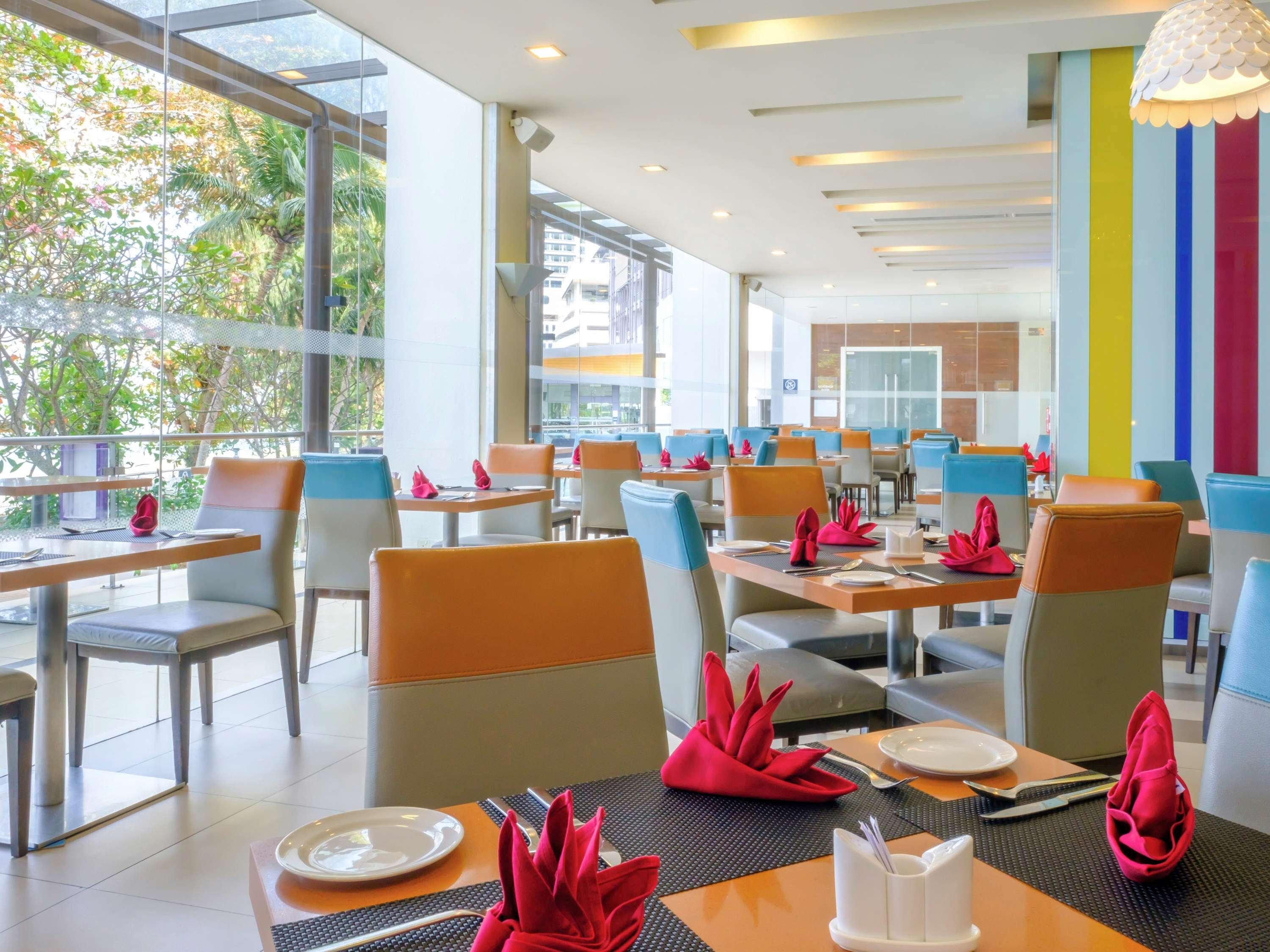 Mercure Penang Beach Tanjung Bungah  Exterior foto