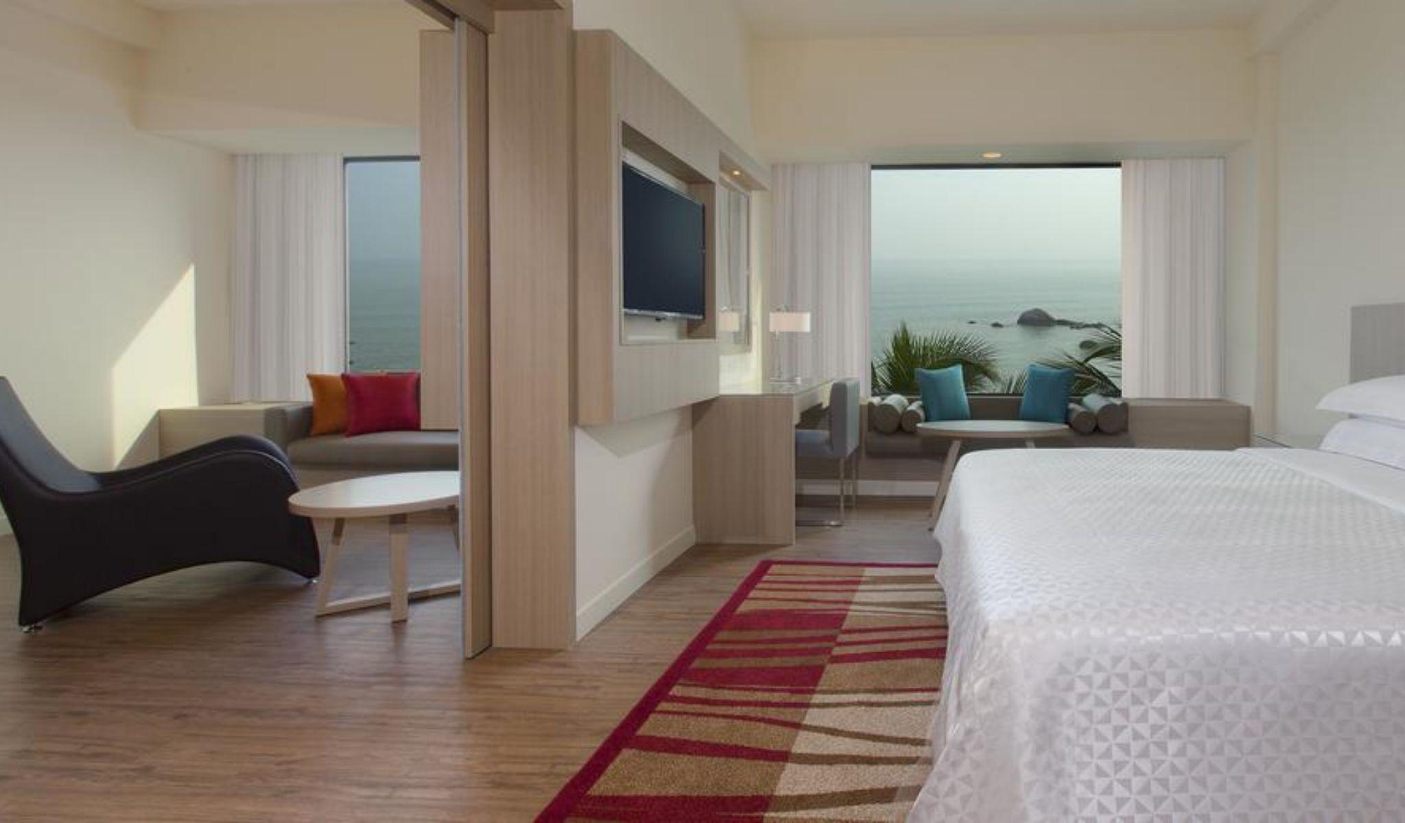 Mercure Penang Beach Tanjung Bungah  Exterior foto