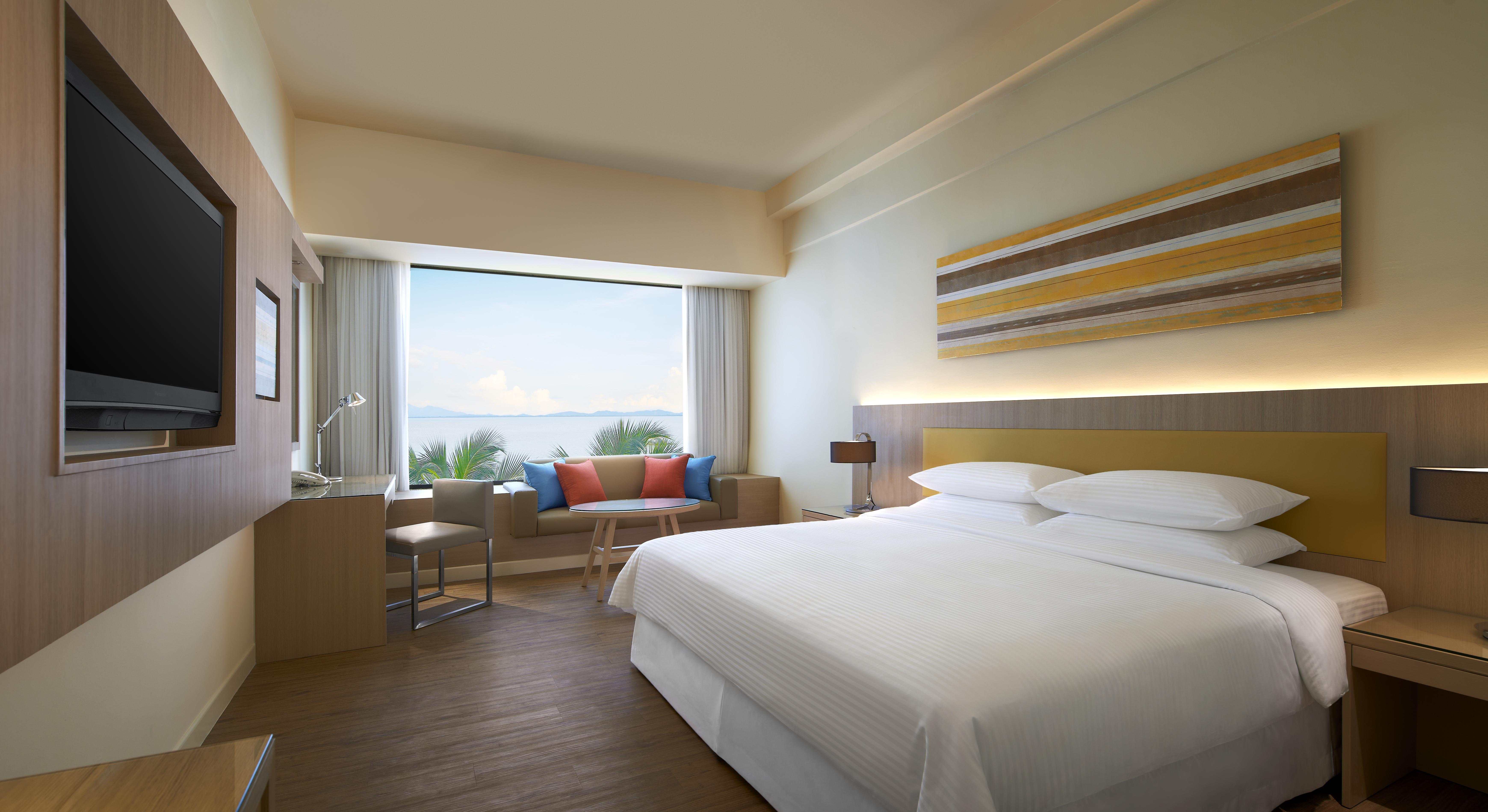 Mercure Penang Beach Tanjung Bungah  Exterior foto