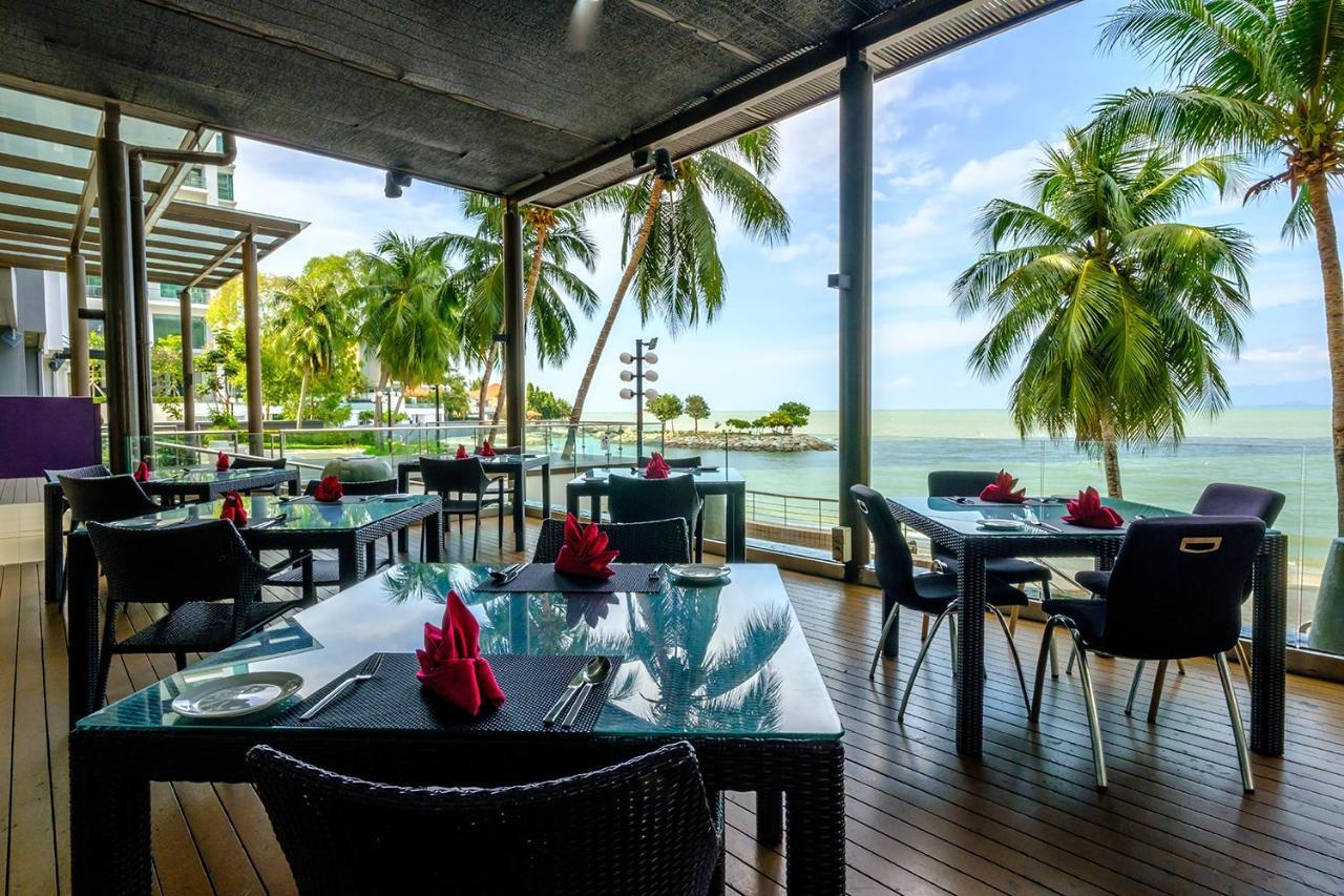 Mercure Penang Beach Tanjung Bungah  Exterior foto